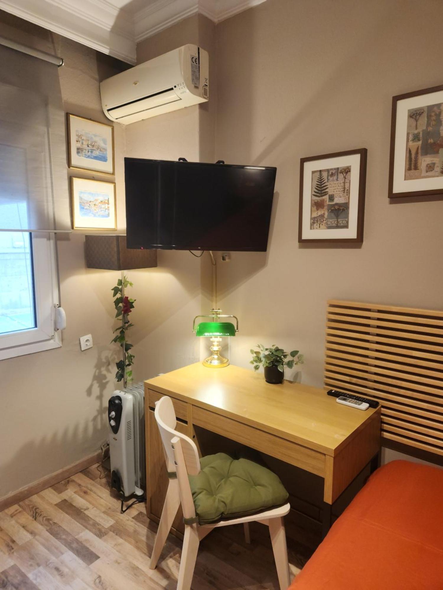 Pantheon Apartment *