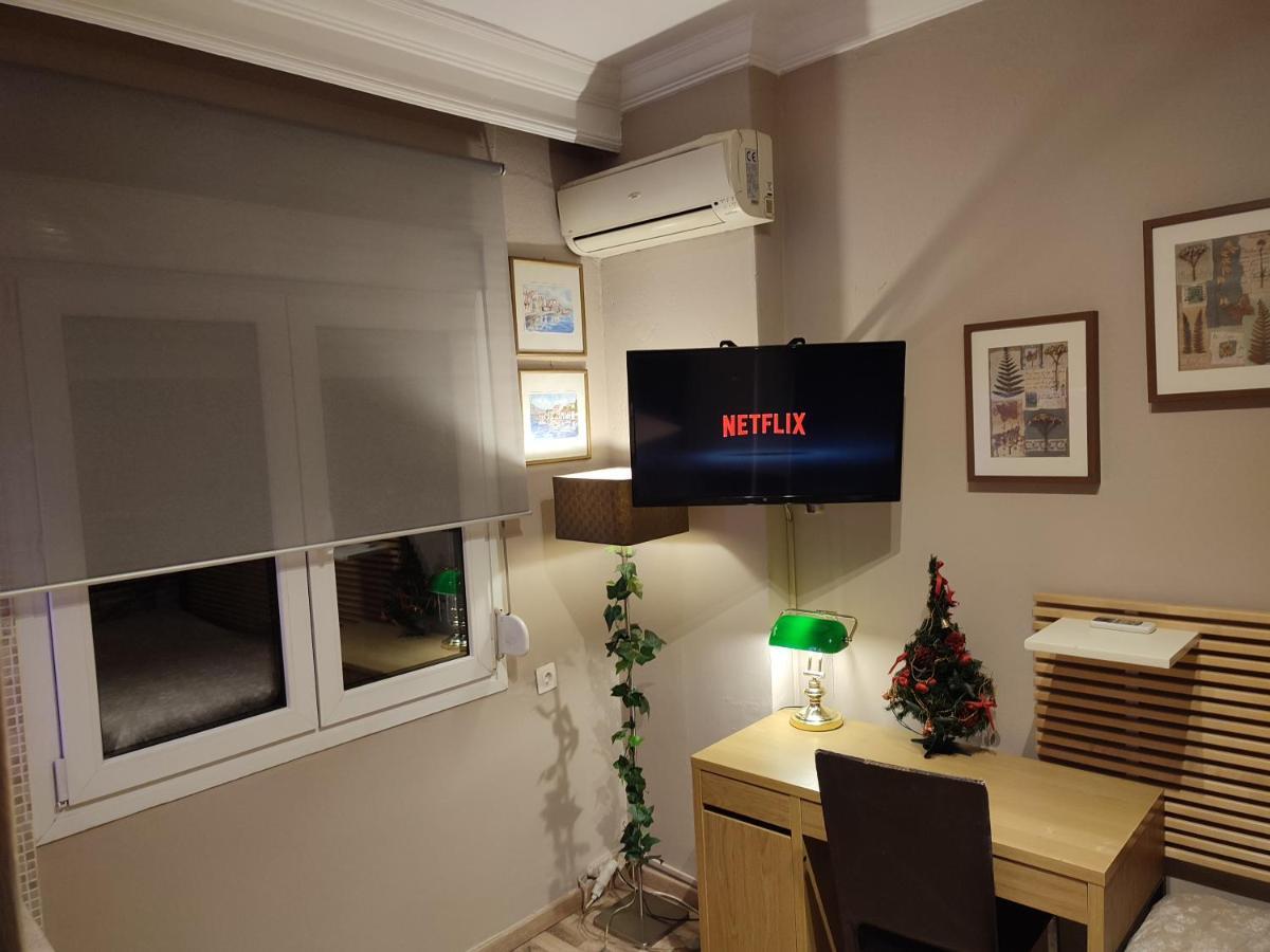 Pantheon Apartment *